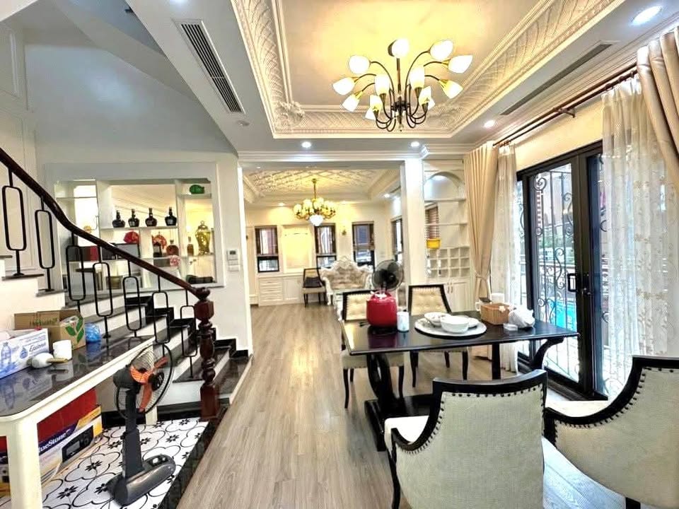 Nhà riêng Sài Đồng Phúc Đồng 70m² 13.x tỷ - Ô tô vào tận nhà