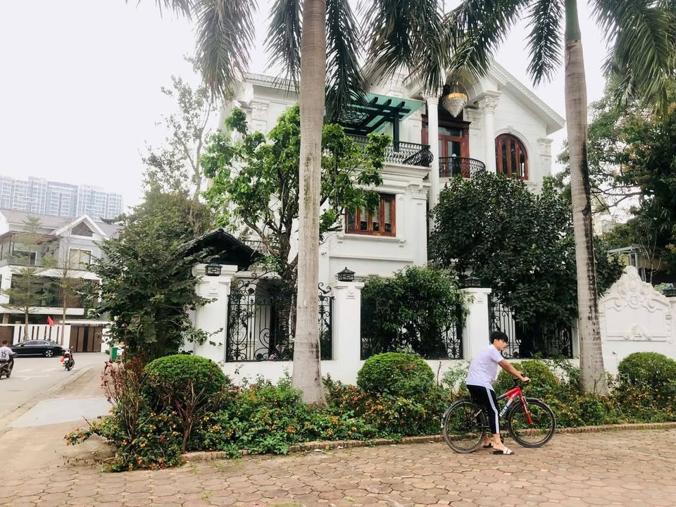 Townhouse Mỹ Đình 250m² giá 44.5 tỷ - Mặt tiền kinh doanh