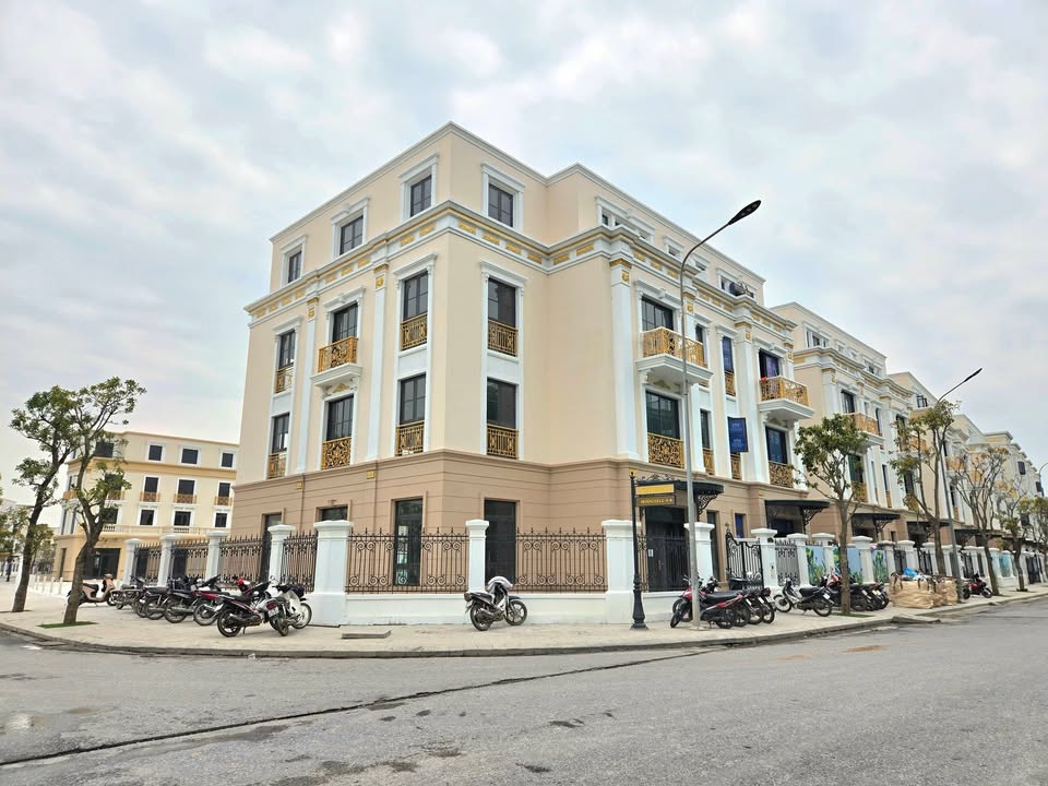 Nhà Vinhomes Vũ Yên 284m² 23,258 tỷ - Vị trí đẹp