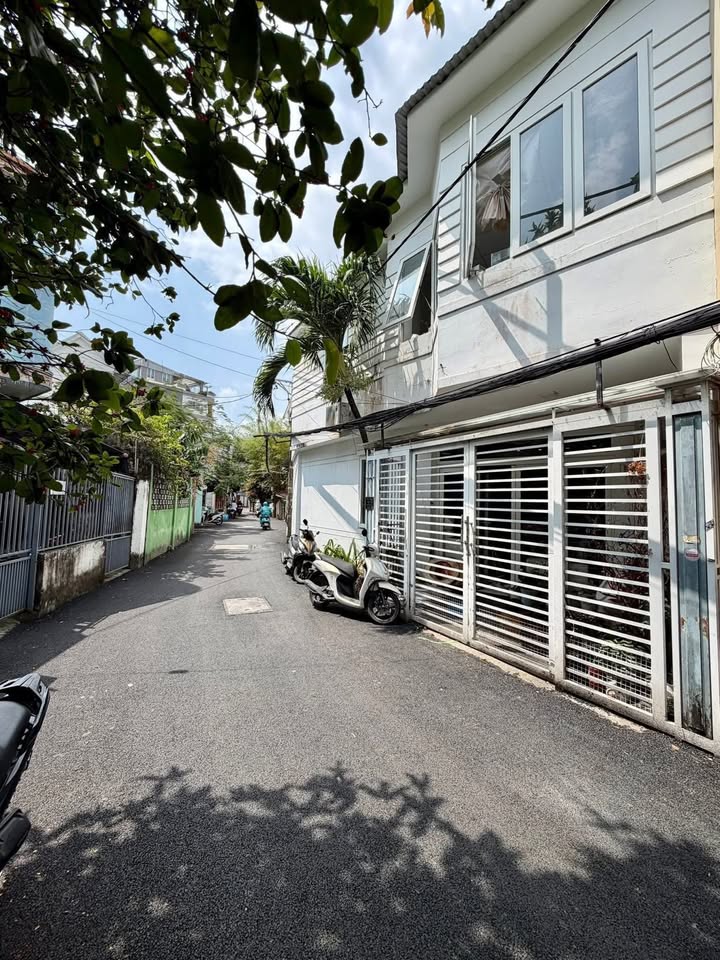 Nhà riêng Châu Văn Liêm 51m² 5 tỷ - Ô tô vào tận nhà