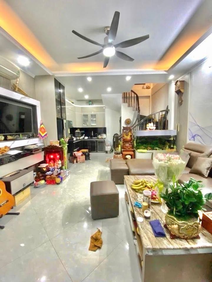 Nhà riêng Cổ Nhuế 38m² 7.35 tỷ - Chính chủ bán, ô tô vào ngõ