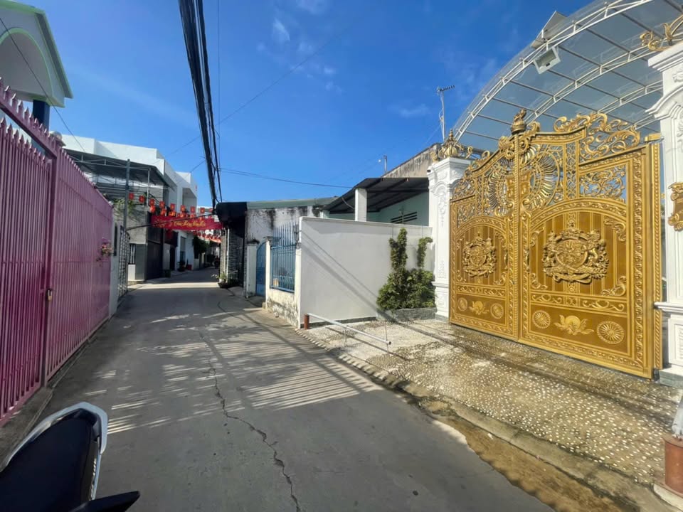 Đất nền Long Bình 145m² giá 4 tỷ - Sổ đỏ chính chủ