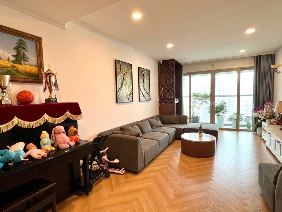 Căn hộ Mandarin Garden Cầu Giấy 172m² 2x tỷ - Full nội thất cao cấp