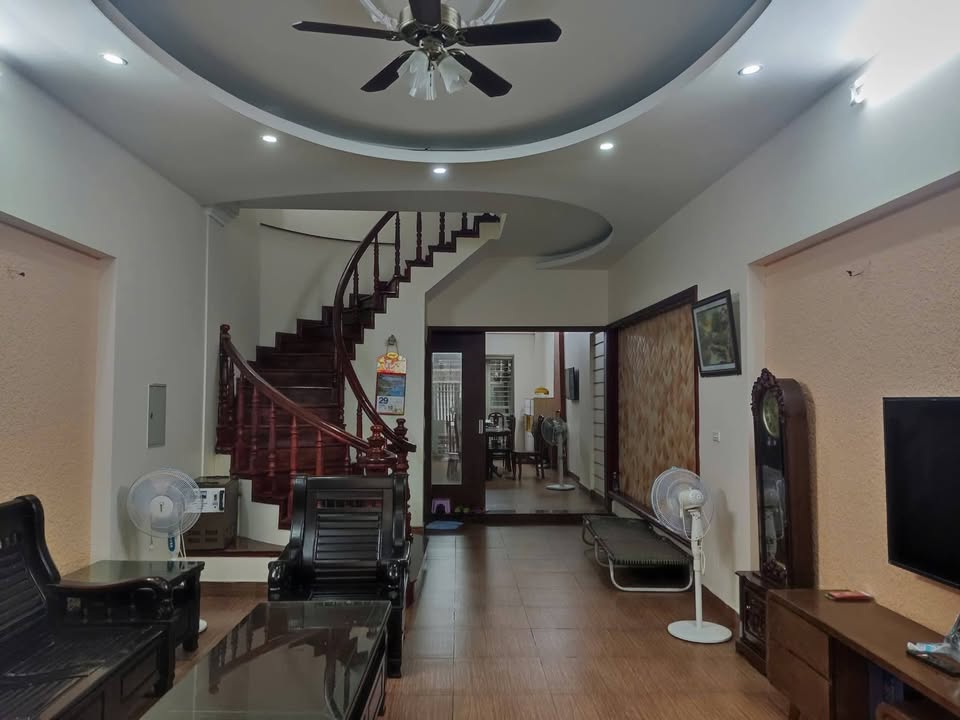 Nhà liền kề Văn Quán 115m² 35 triệu - Ô tô vào nhà