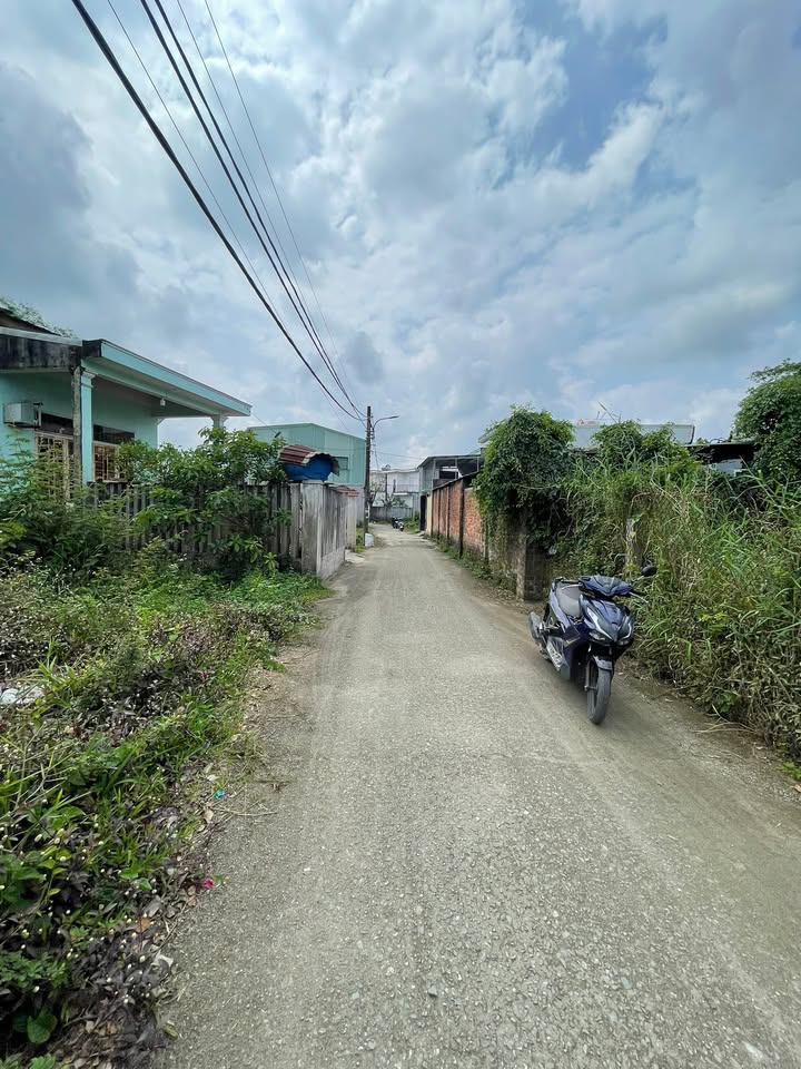 Đất nền Hòa Tiến Đà Nẵng 135m² 1.5 tỷ - Đường ô tô