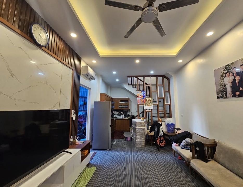 Nhà Bát Khối Long Biên 59m² 8.65 tỷ - Sẵn sàng ở ngay