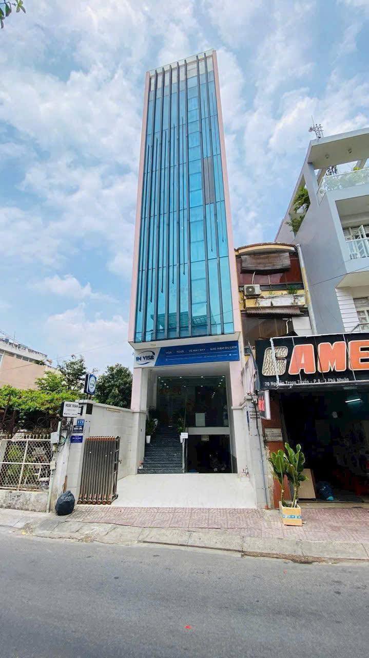 Văn phòng Nguyễn Trọng Tuyển 128m² 36 tỷ - Sẵn sàng làm việc