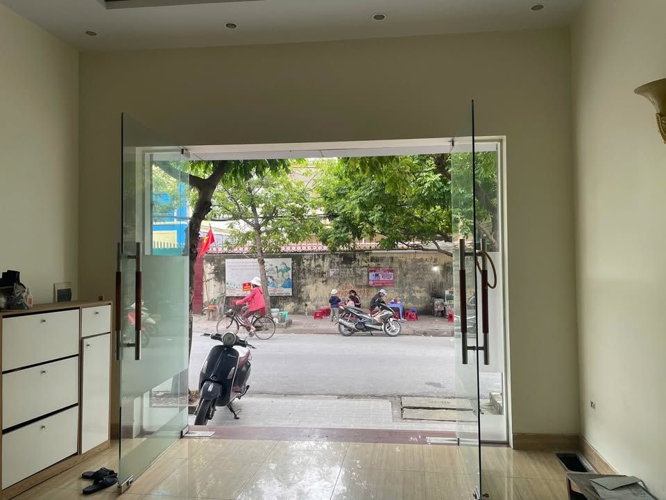 Nhà riêng Quận Lê Chân 100m² 20tr - Vị trí đẹp kinh doanh