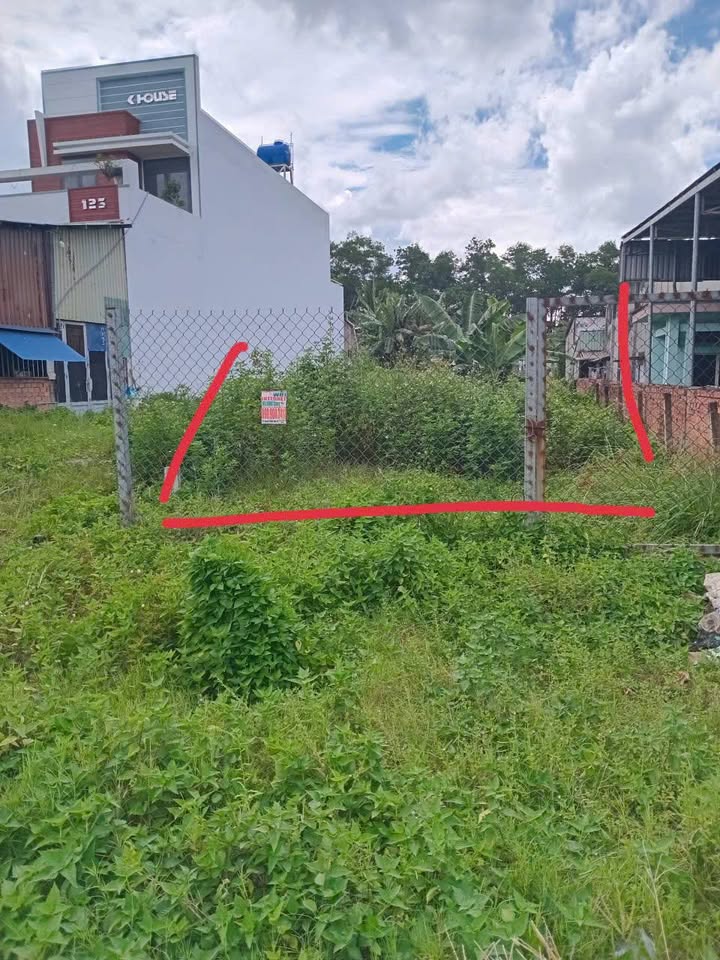 Đất nền Tân Quý Tây Bình Chánh 180m² 4.9 tỷ - Đường to ô tô