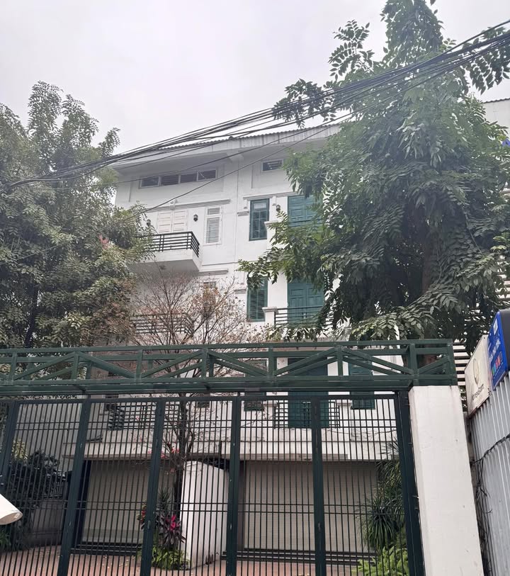 Nhà Lý Nam Đế Ba Đình 35m² 500 triệu - Ô tô vào tận nhà