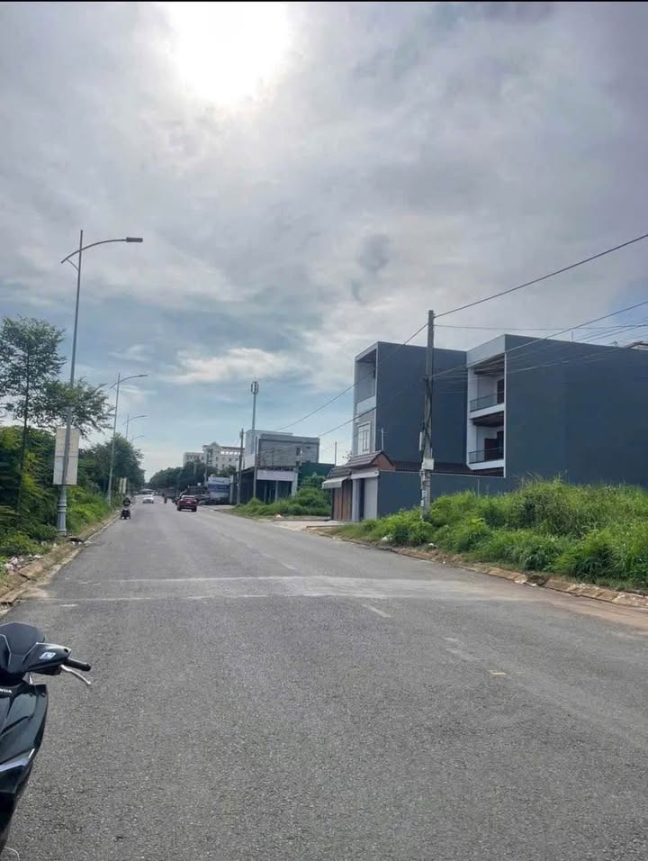 Đất đấu giá Thủ Khoa Huân 120m² 3.65 tỷ - Sổ đỏ chính chủ