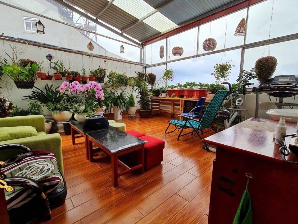 Nhà nguyên căn Lê Thánh Tôn Đà Lạt 20 triệu - Ô tô vào nhà