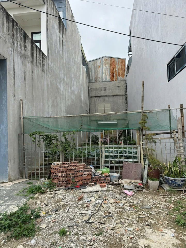 Đất nền Phố 1 Quảng Hưng 100m2 giá thỏa thuận - Sổ đỏ chính chủ