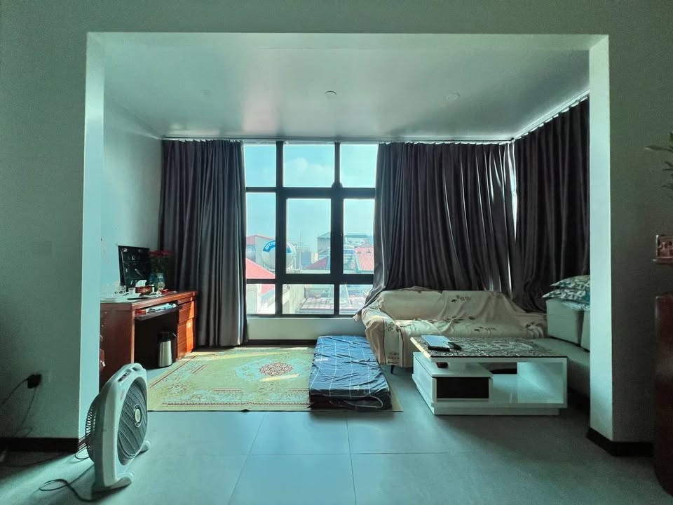 Nhà Hoàng Văn Thái 51m² 19 tỷ - Ô tô vào tận nhà phố