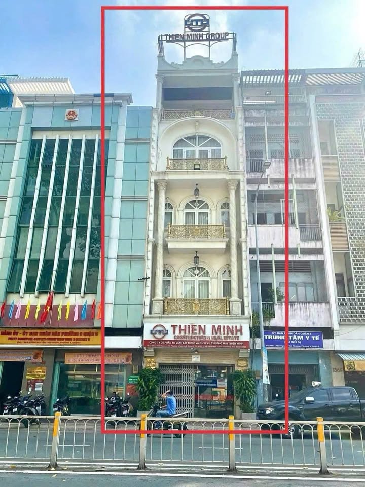 Nhà Nguyễn Tri Phương Q.5 110m² 120tr/tháng - Ô tô vào nhà