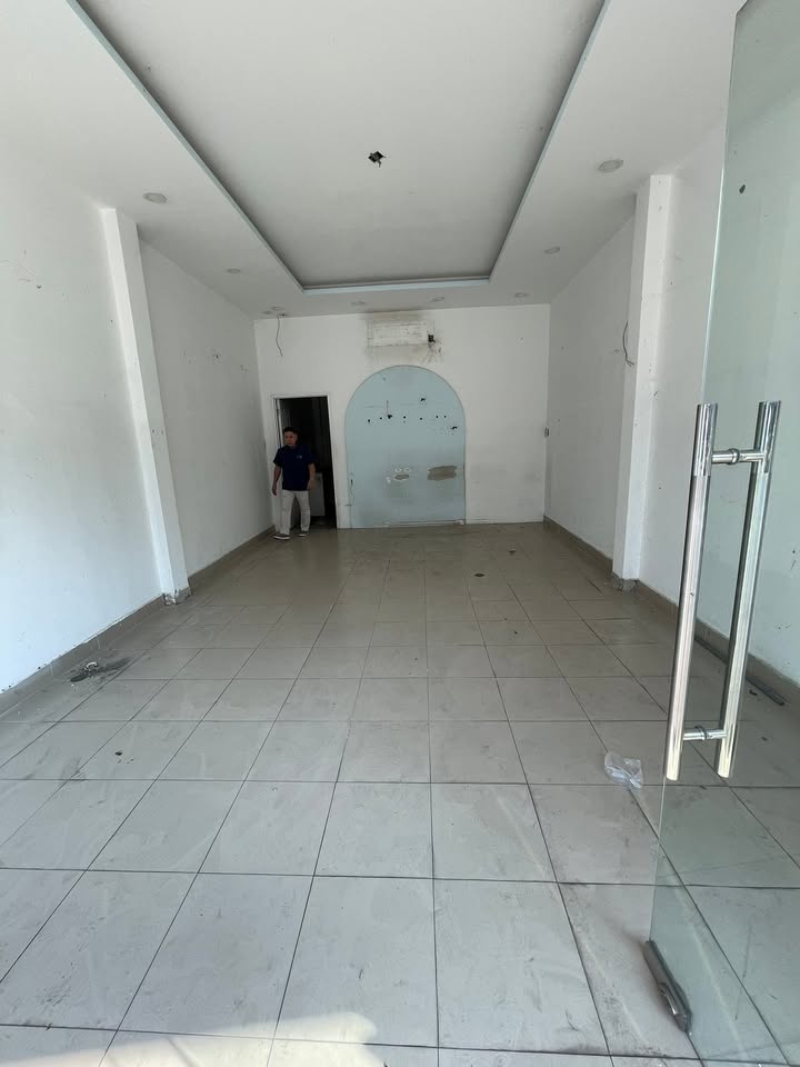 Nhà mặt tiền Cộng Hòa 70m² 20-29 triệu - Mặt tiền kinh doanh