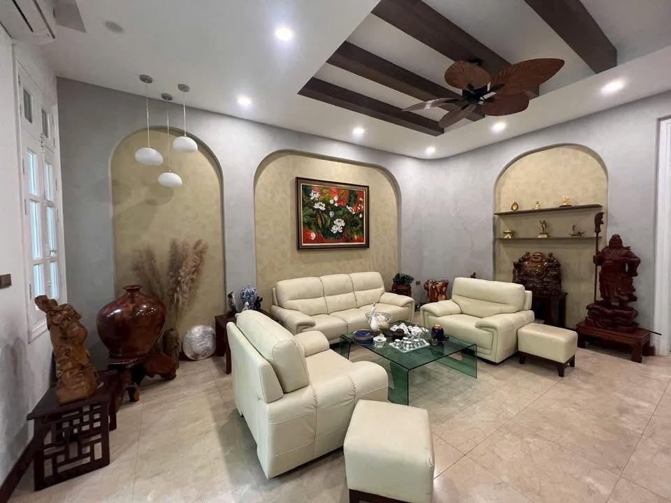 Townhouse Ciputra Tây Hồ 180m² 70 tỷ - Chính chủ bán