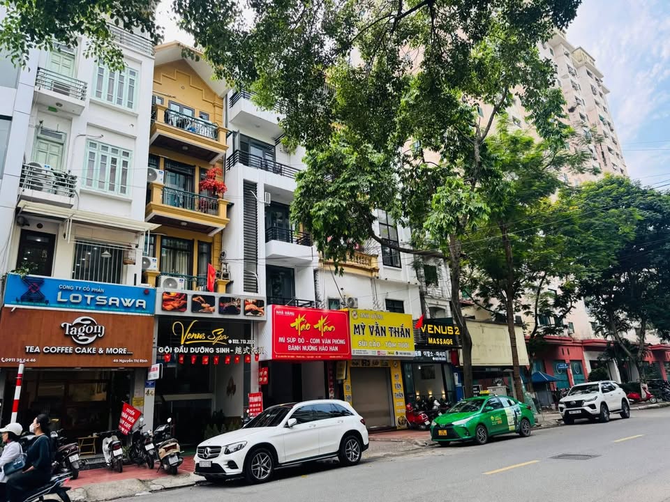 Nhà cho thuê Ngõ 26 Đỗ Quang 50m² - Full nội thất