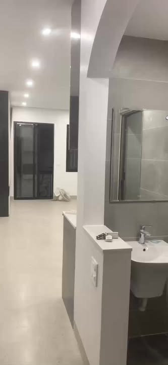 Phòng trọ Huỳnh Thúc Kháng 28m² thỏa thuận - Vào ở ngay