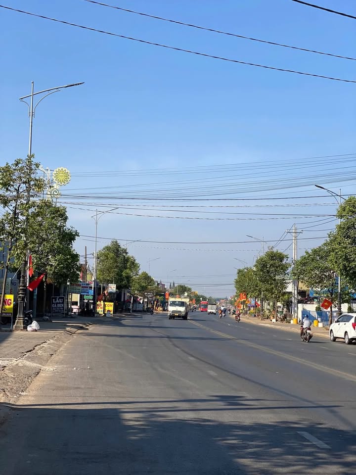 Nhà phố Quốc lộ 20 Đức Trọng 640m² 13 tỷ - Chính chủ bán