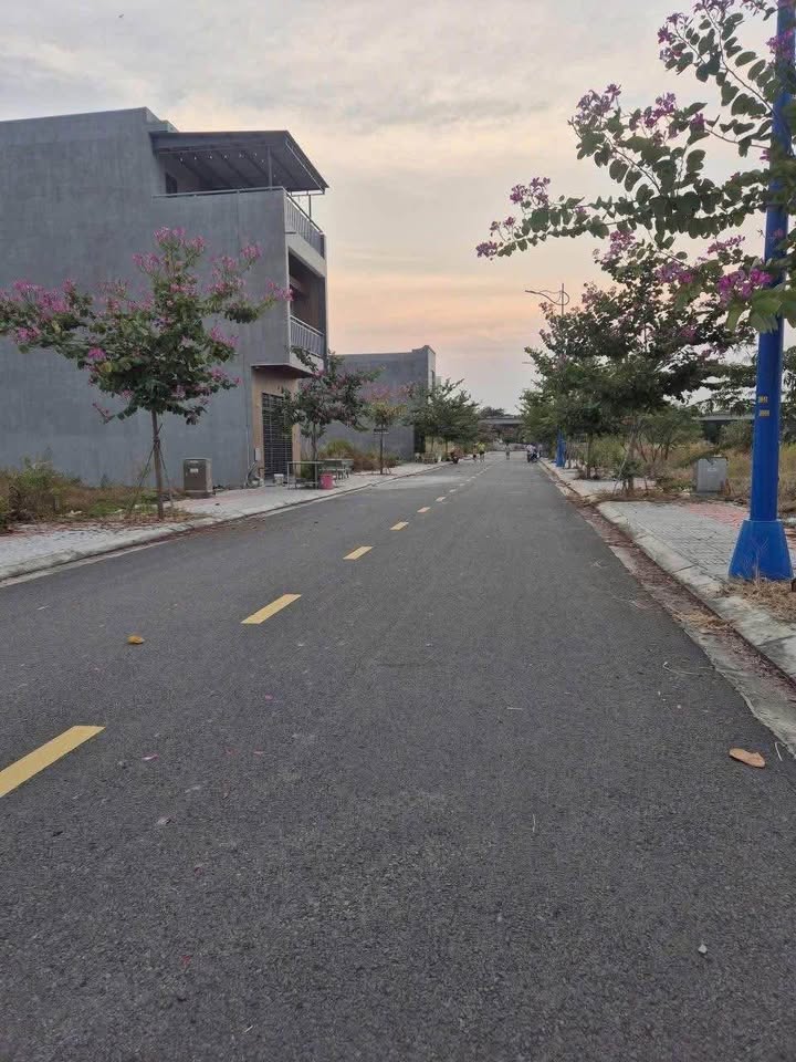 Đất TĐC Hoà Long Bà Rịa 100m² 2.55 tỷ - Sổ đỏ chính chủ