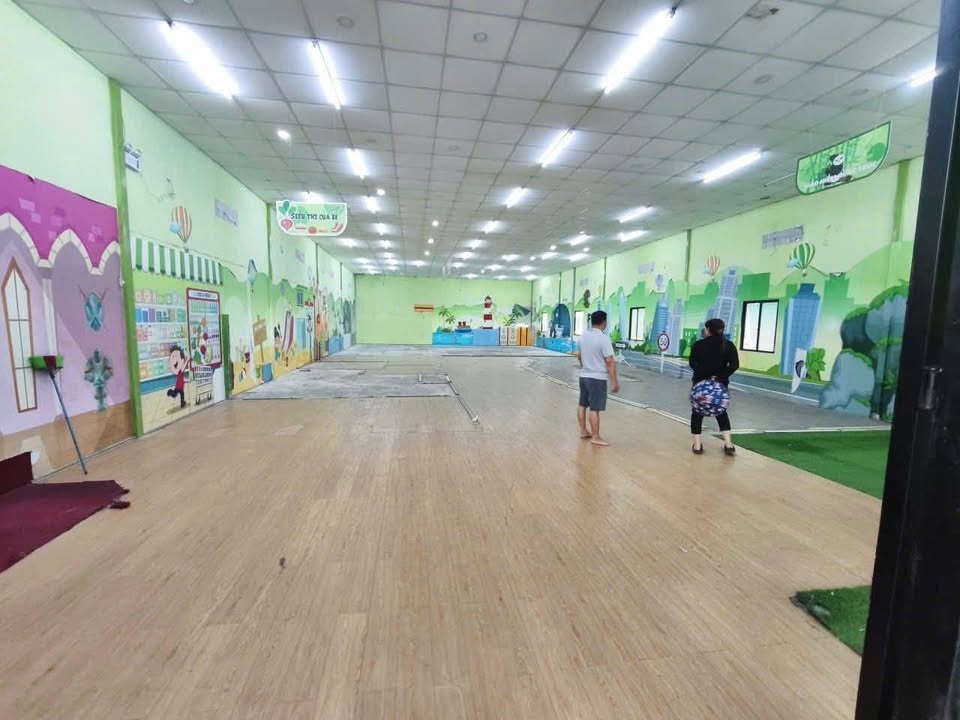 Nhà phố Trần Hưng Đạo Dĩ An 400m² 40tr - Mặt tiền kinh doanh