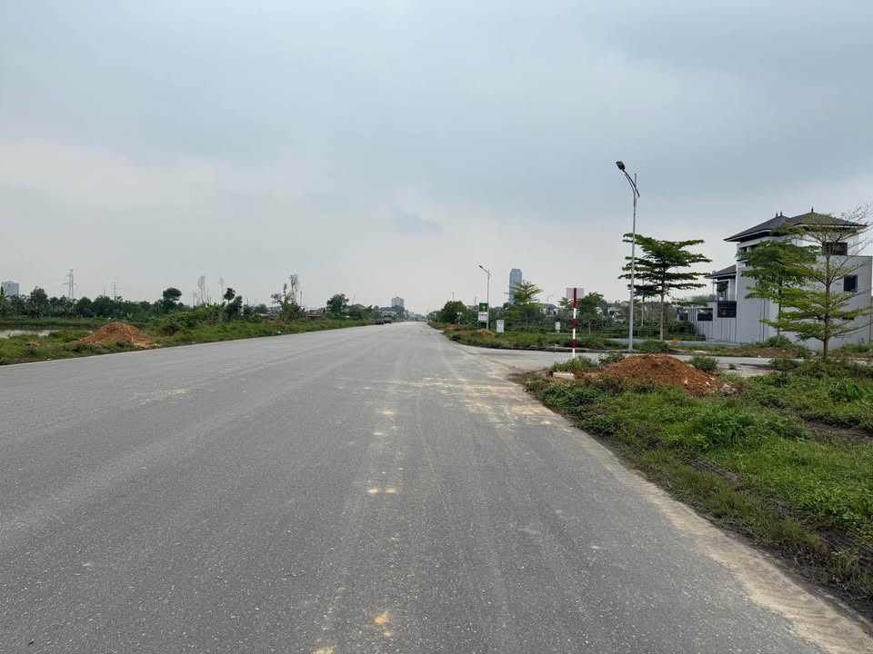 Đất mặt tiền Lê Duẩn Hồng Lĩnh 184m² 9 tỷ - Sổ đỏ chính chủ