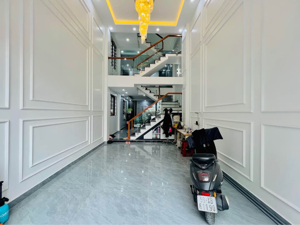 Nhà riêng Thiên Lôi 50m² giá 5,95 tỷ - Sẵn sàng ở ngay