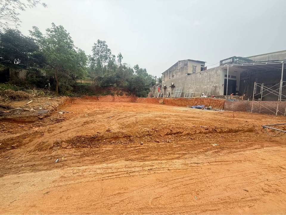 Đất nền Ỷ La Tuyên Quang 160m² thỏa thuận – Sổ đỏ