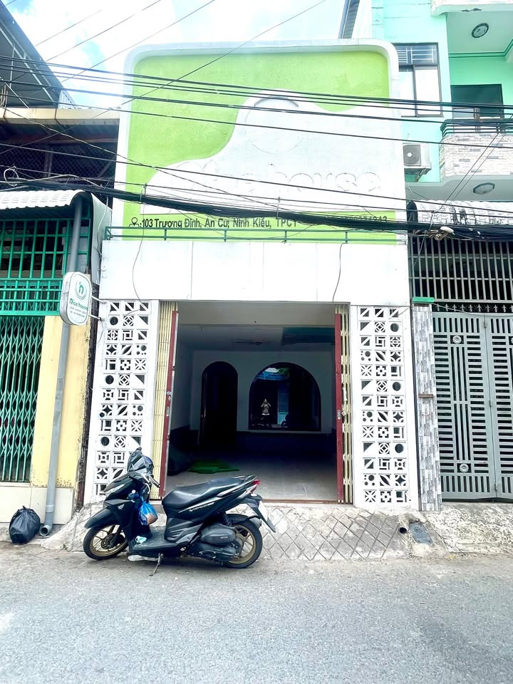 Nhà mặt tiền Trương Định 73m² 13 triệu - Mặt tiền KD