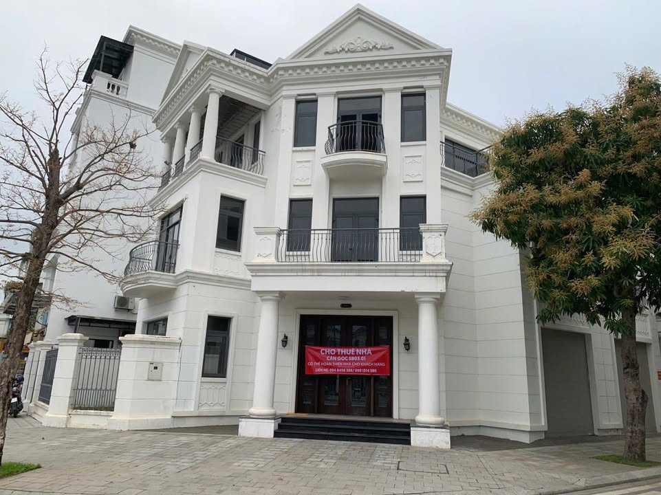 Townhouse Vinhomes Marina 198m2/50tr - Cho thuê ngay