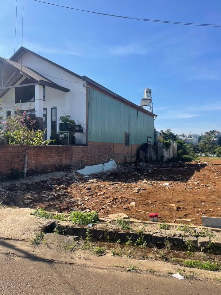 Đất nền Nguyễn Du P1 Bảo Lộc 120m² 1.58 tỷ - Đường to ô tô