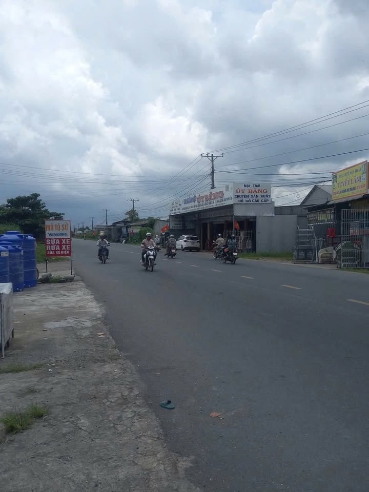 Đất Võ Văn Kiệt U Minh 90m² giá 2.3 tỷ - Sổ đỏ chính chủ