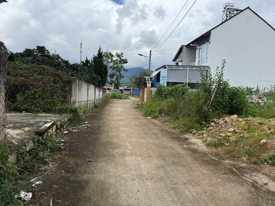 Đất Phường 7 Đà Lạt 97,6m² giá 3,2 tỷ - Sổ đỏ chính chủ