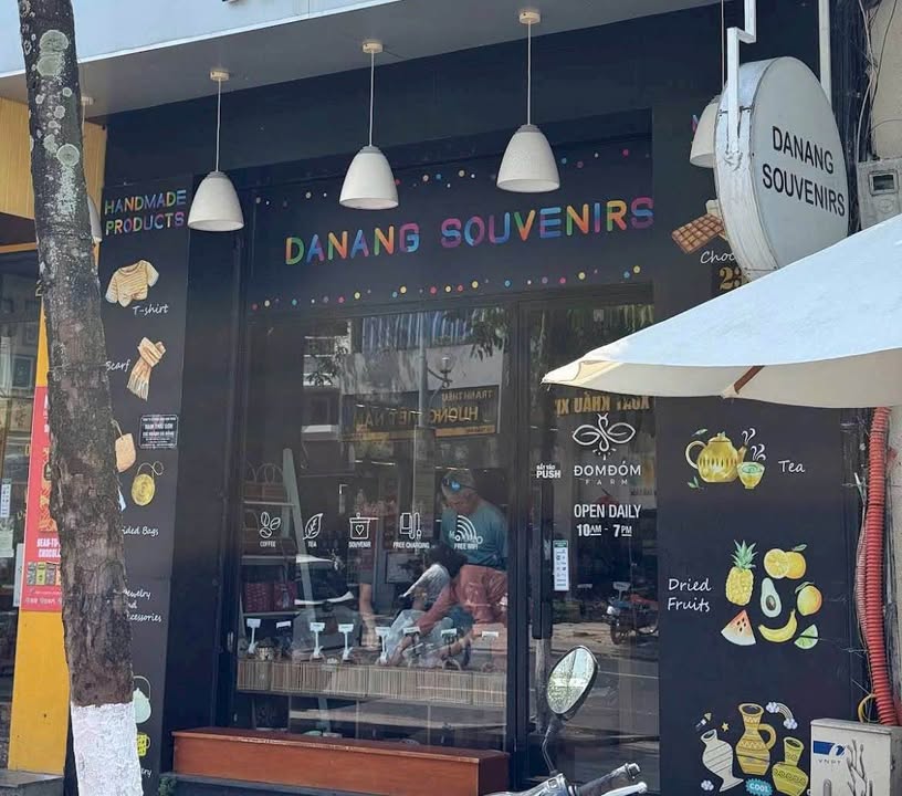 Nhà 2 tầng Nguyễn Thị Minh Khai 65m2 25 triệu - Ô tô vào tận nhà