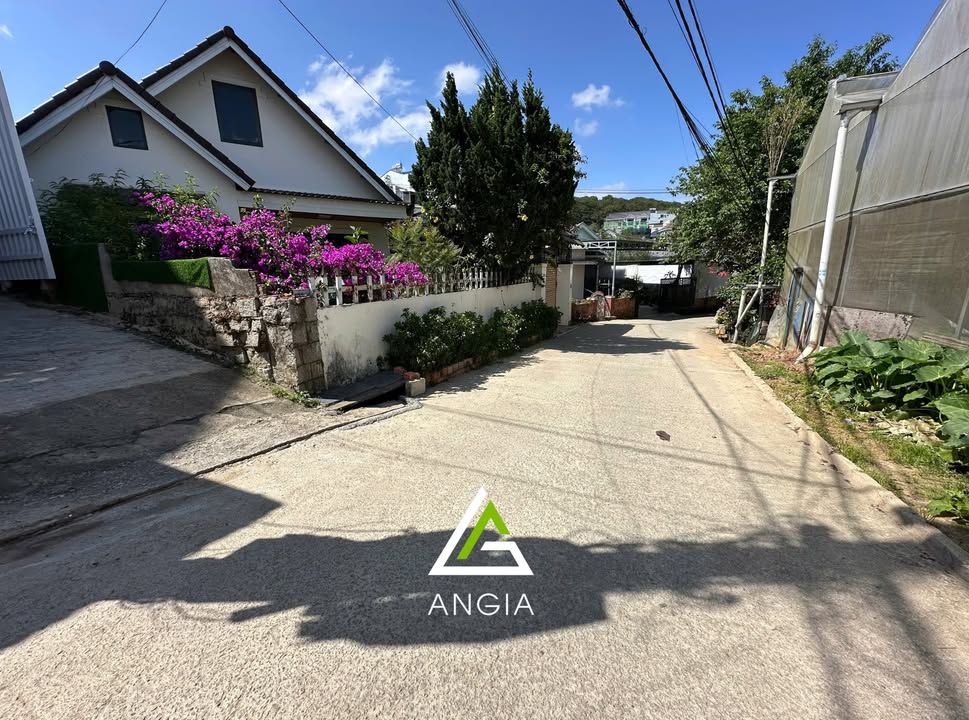 Nhà Phường 5 Đà Lạt 85m² 2.6 tỷ - Ô tô vào tận nhà