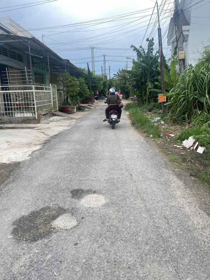 Đất mặt tiền Lương Thế Trân P8 Cà Mau 128m2 - Thổ cư 100%, xây tự do