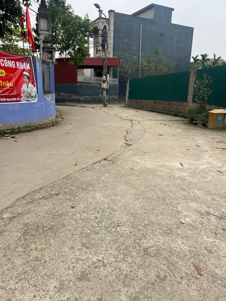 Đất CN Quế Võ QL18 76m²/2 tỷ - Đường to ô tô