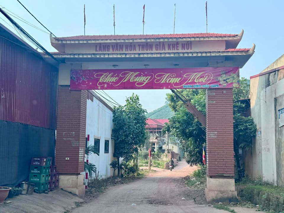 Đất nền Cương Sơn Lục Nam 200m² - Sổ đỏ chính chủ