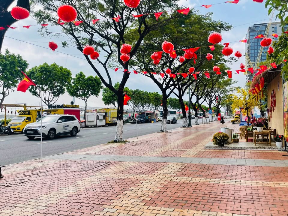 FrontHouse Nui Thanh Da Nang 272m2 3.2 ty - Mat tien KD