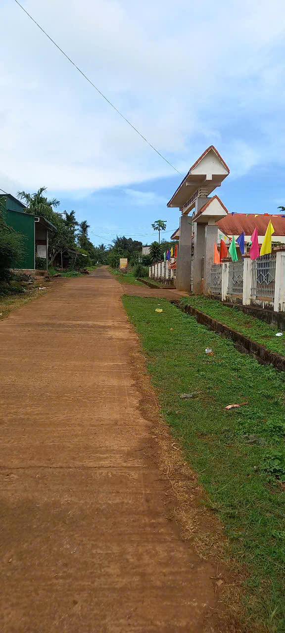 Đất nền Phường Tân Thành Buôn Ma Thuột 300m² 450tr - Sổ đỏ chính chủ