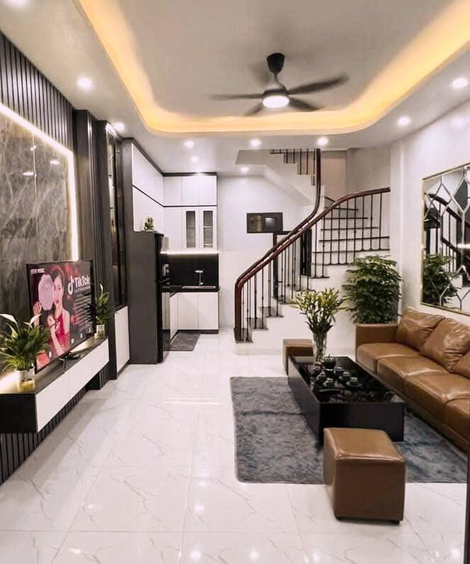 Nhà riêng Tây Mỗ 30m2 6.2 tỷ - Ô tô đỗ cửa