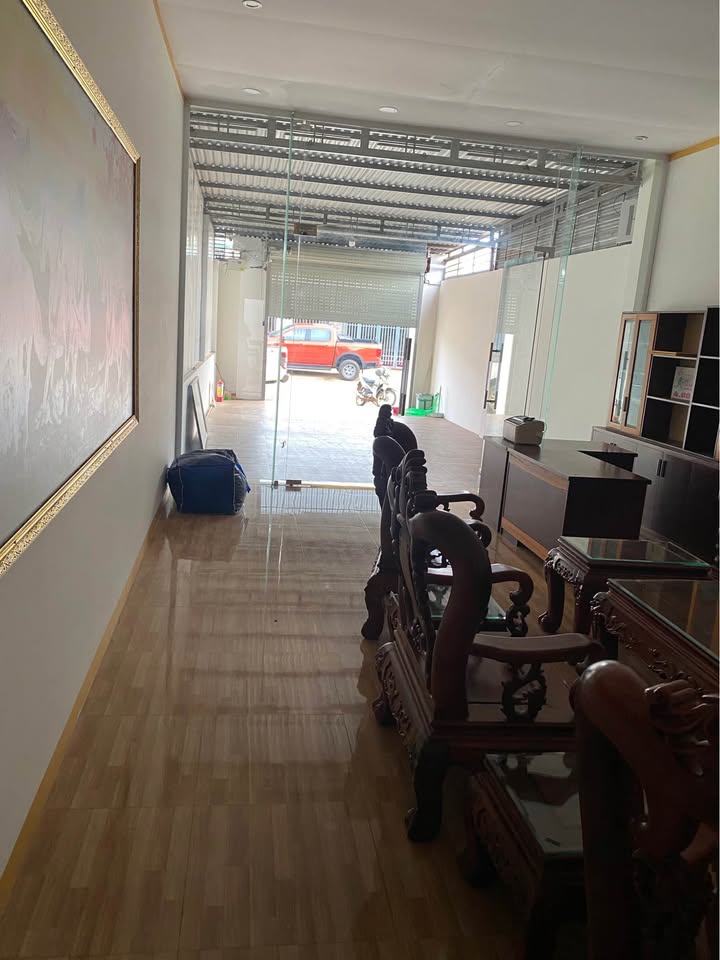 Nhà mặt tiền Nguyễn Văn Cừ Buôn Hồ 175m² 3.699 tỷ - Chính chủ bán