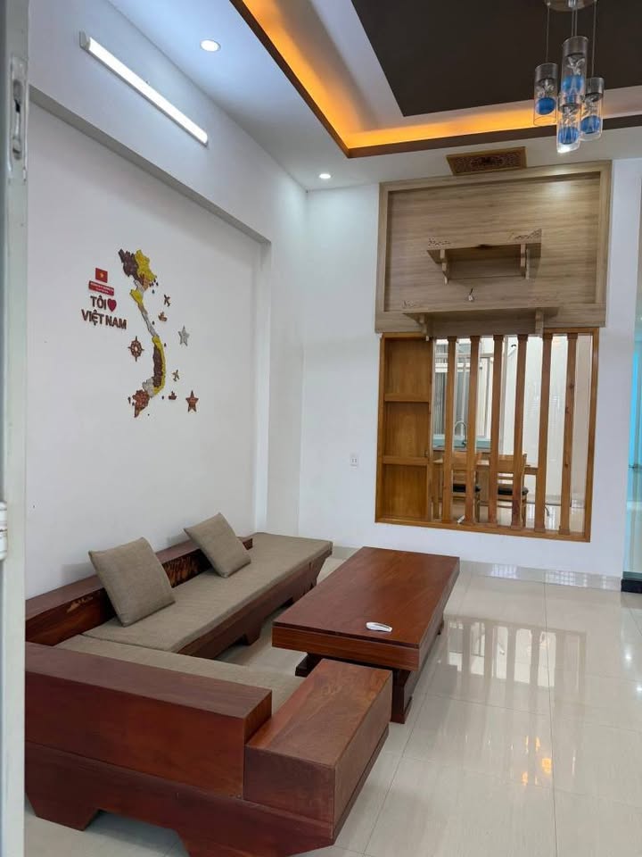 Nhà hẻm 335 Y Moal 7 triệu - Sẵn sàng ở ngay, ưu tiên gia đình