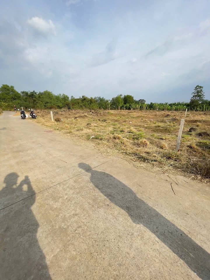 Dat nen Phuoc Hoa 1000m2 610-650tr - Ha tang hoan thien