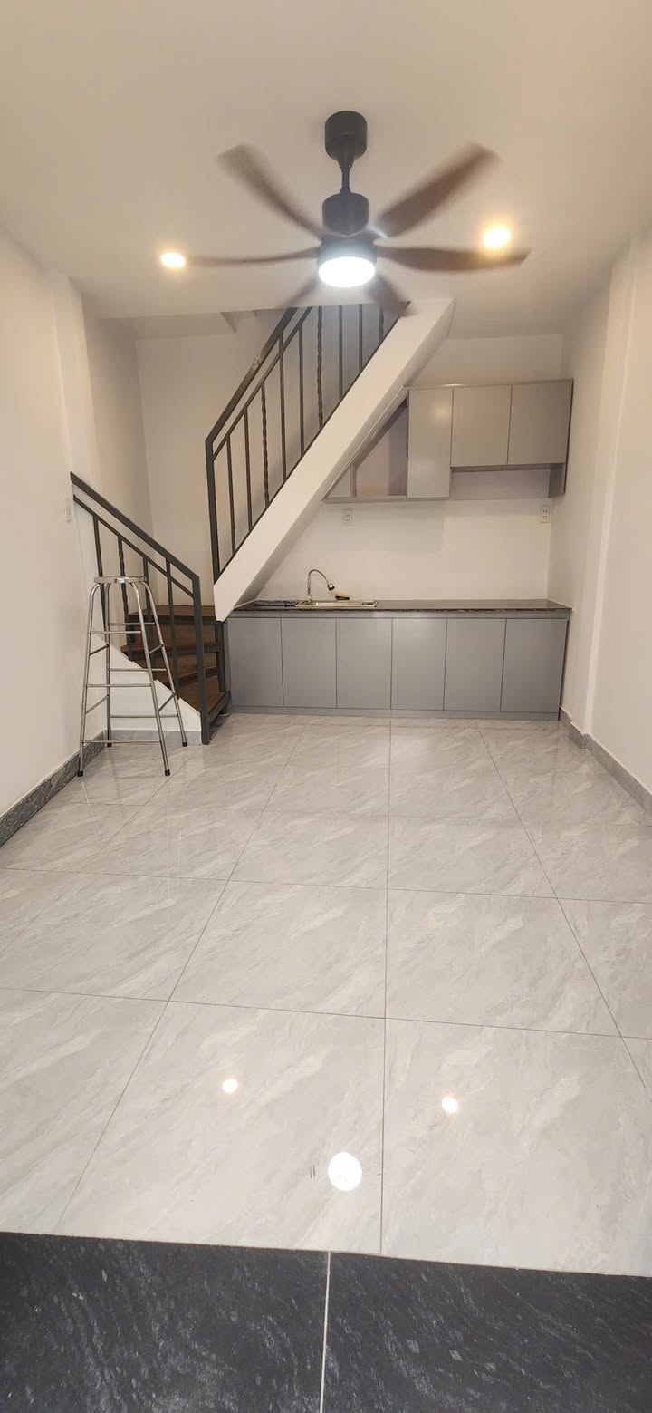 Nhà riêng Phùng Văn Cung 24m² 13 triệu - Sẵn sàng ở ngay