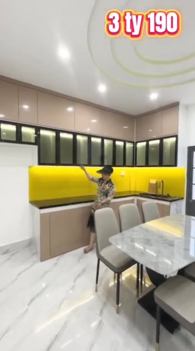 Nhà mặt tiền Ngọc Hân Công Chúa Rạch Giá 101m² 3,15 tỷ - Ô tô vào tận nhà