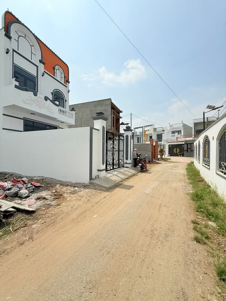 Nhà lầu Mỹ Lộc Cần Giuộc 133m² giá 3.3 tỷ - Sẵn sàng ở ngay