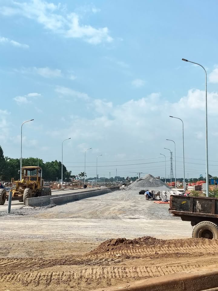 Đất nền 830E Bến Lức 270m² 9 tỷ - Sổ đỏ chính chủ