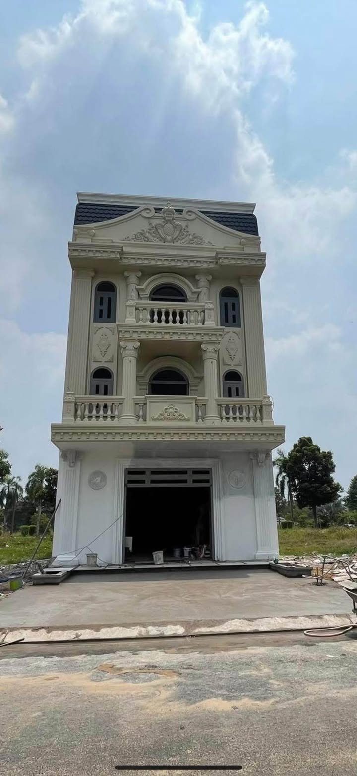 Townhouse Tân An 144m² 8,5 tỷ - Mặt tiền kinh doanh